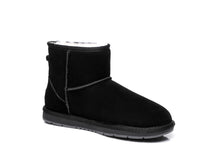 Load image into Gallery viewer, SALE. MINI ugg boots