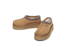 Load image into Gallery viewer, SALE. Tasman platform slippers